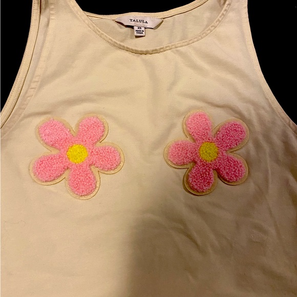 XS Cropped Homemade Pastel Yellow Tank with Pink Flowers - Picture 2 of 4